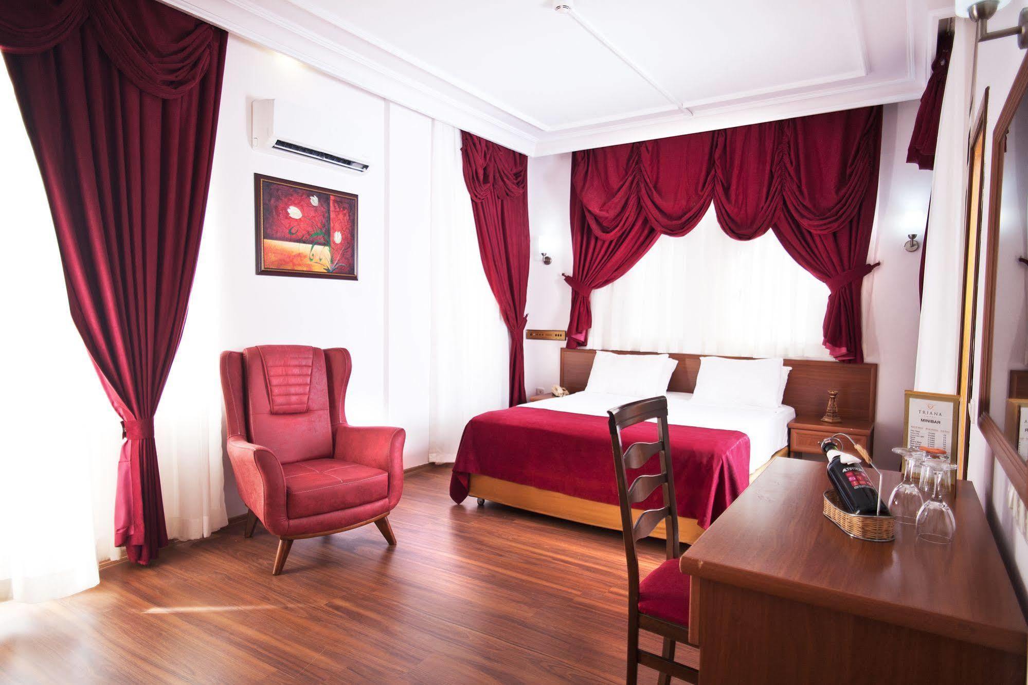 Triana Hotel
