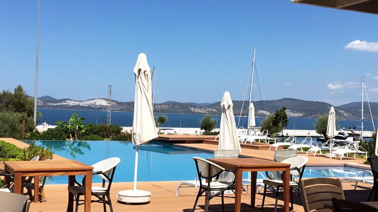 Egesu Marina Gulluk