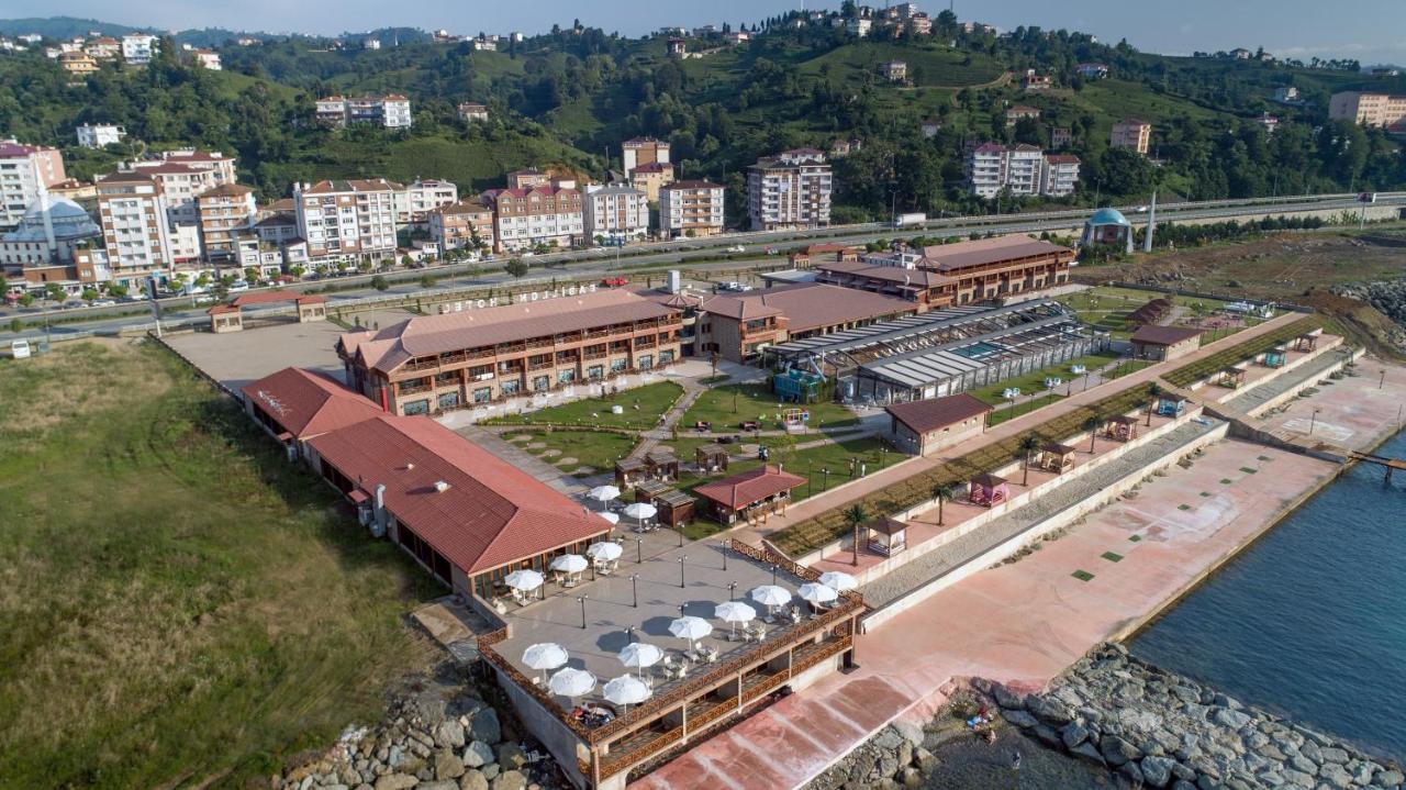 Babillon & Restaurant Hotel 5*