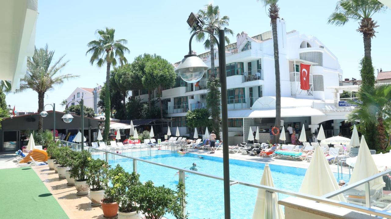 Club Atrium & Hotel 3*