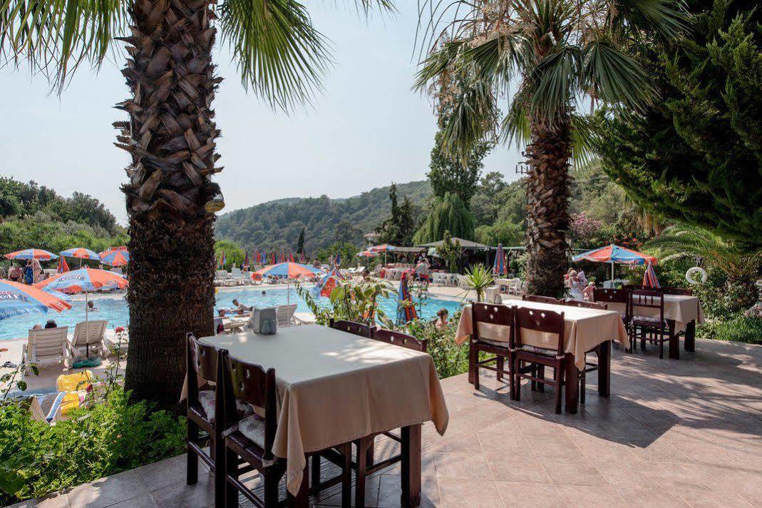 Club Pink Palace Hotel Oludeniz