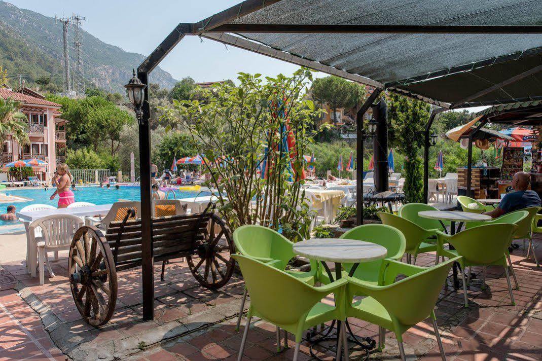 Club Pink Palace 3*