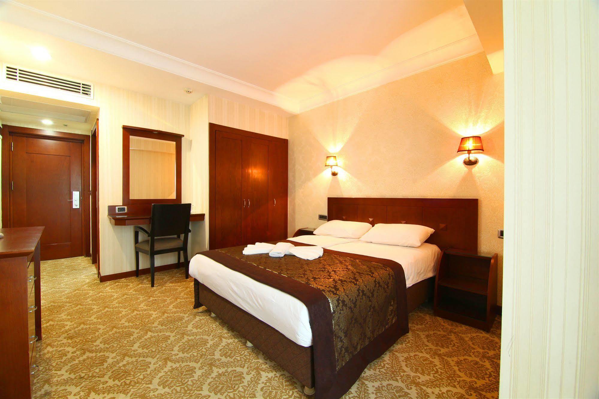 Hotel Monaco Istanbul