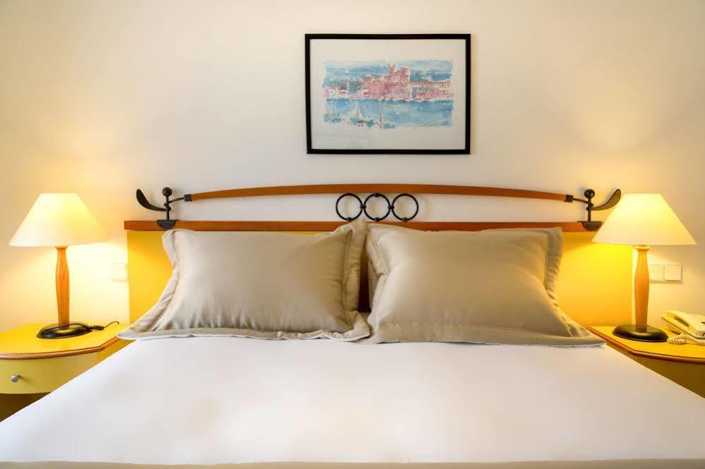 Roseira Hotel