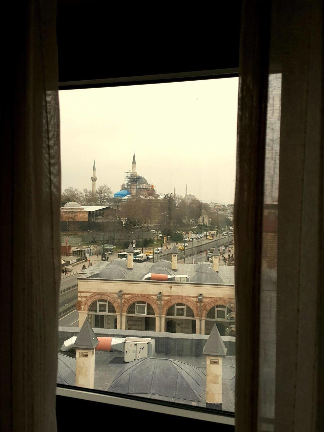 Kent Hotel 4*