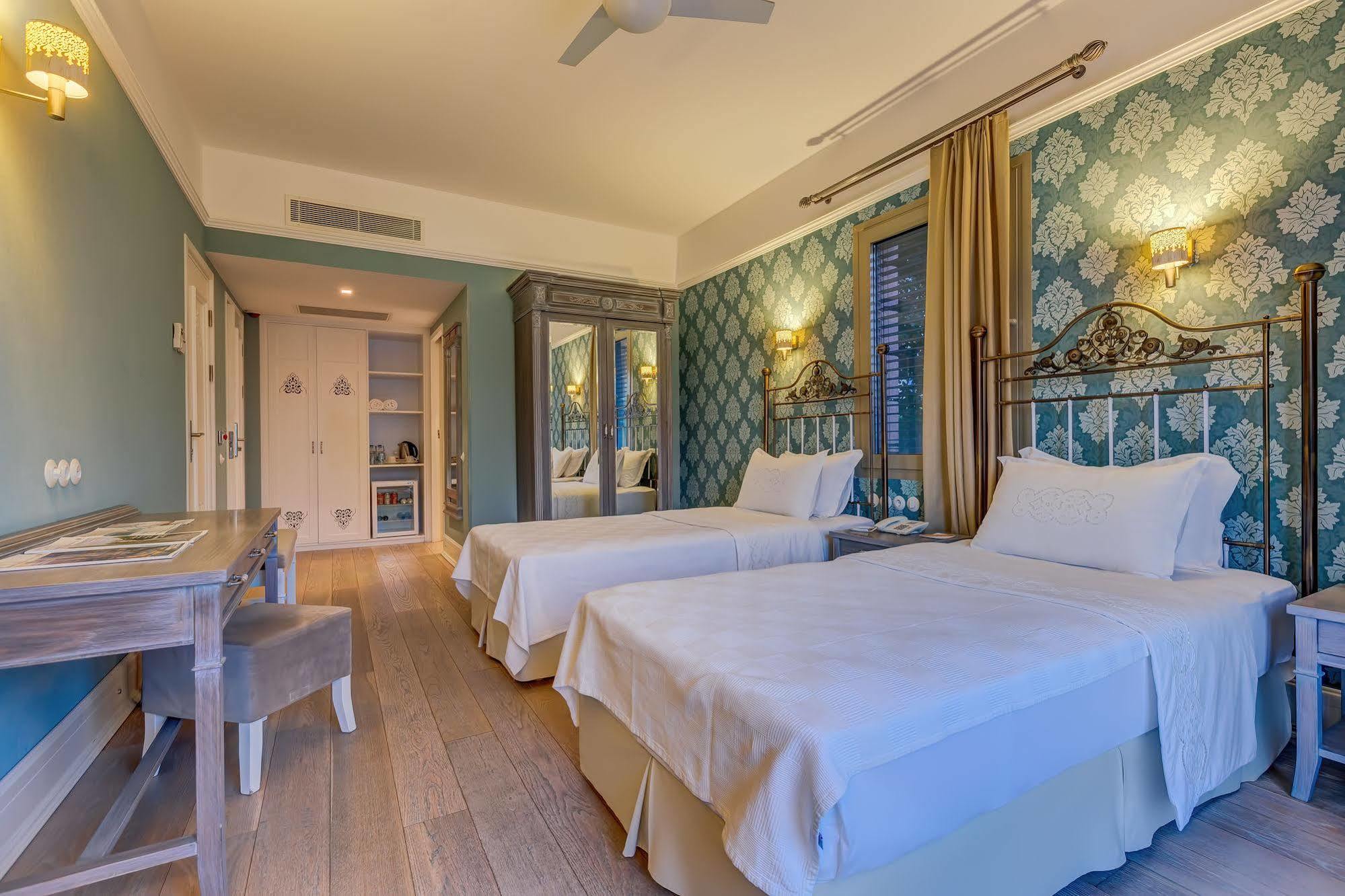 Antmare Hotel
