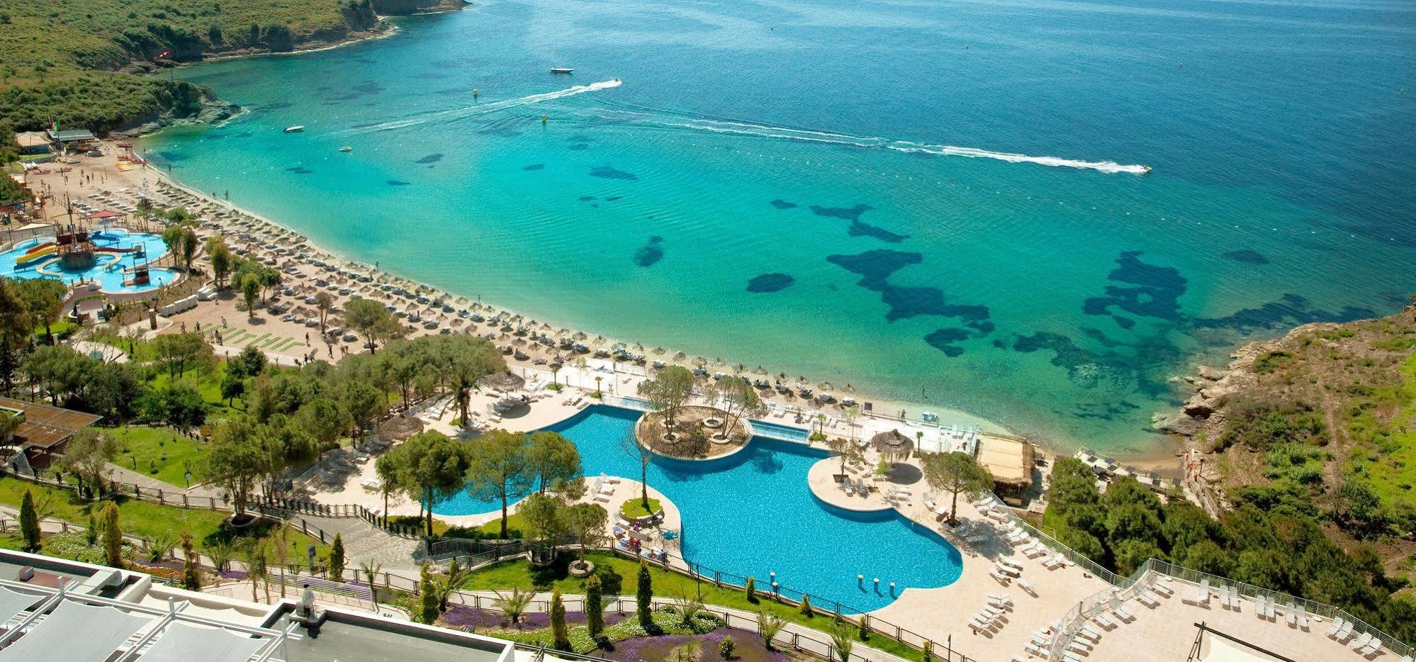 Aria Claros & Resort 5*