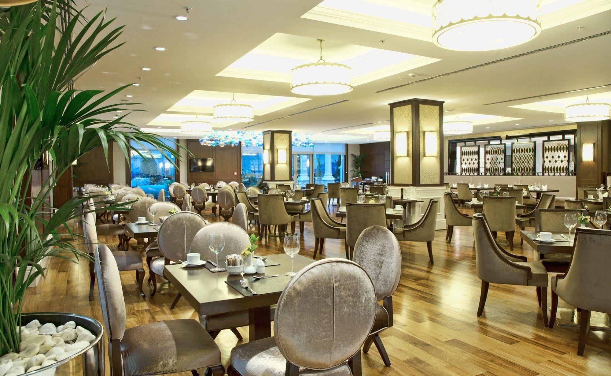 Hotel Rotta 5*