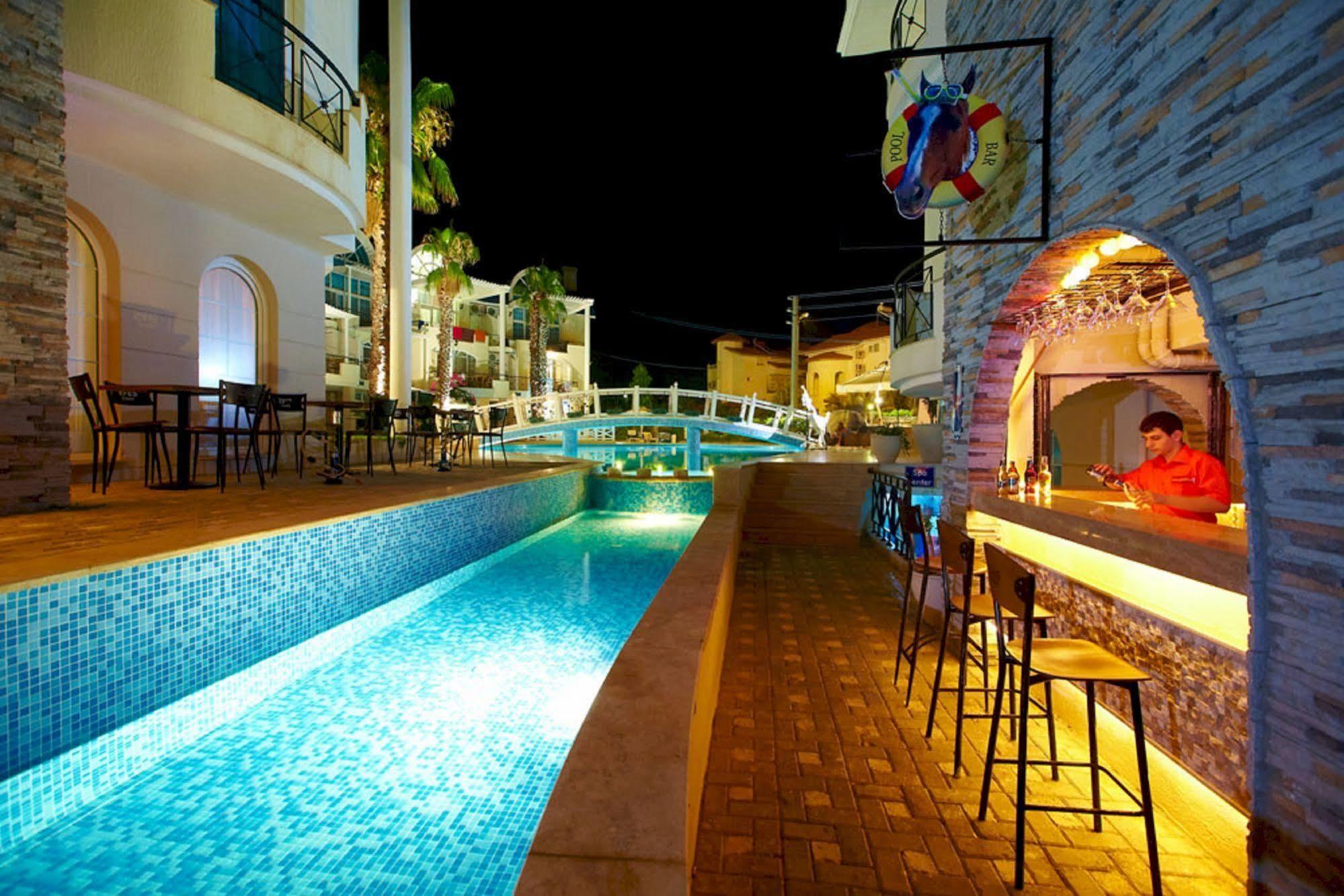 Seahorse Deluxe 3*
