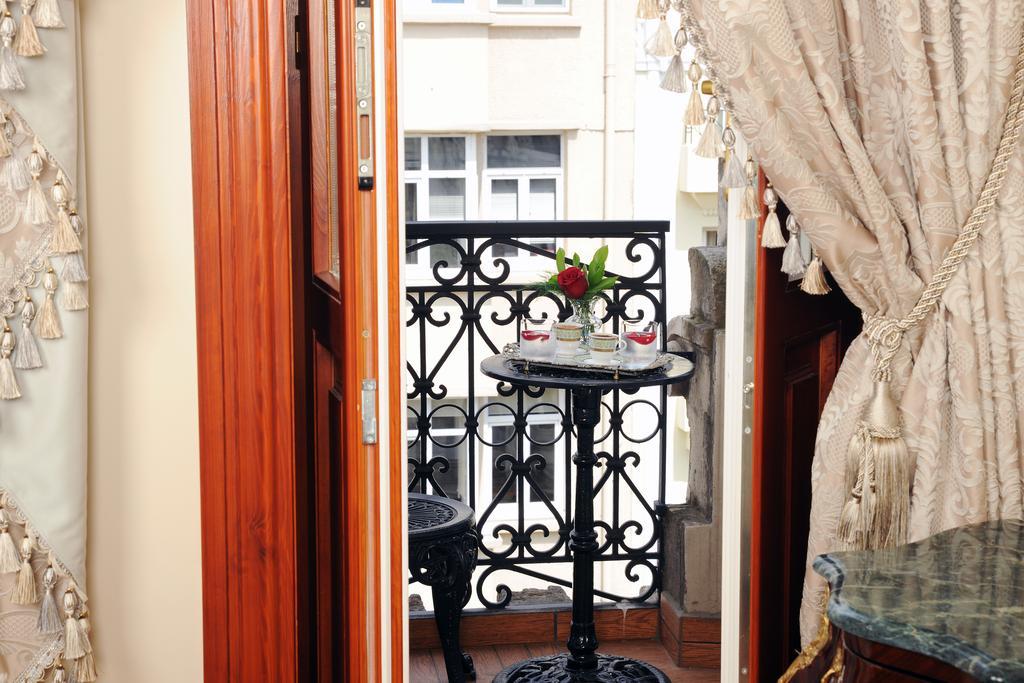 Maroon Bosphorus Hotel 5*