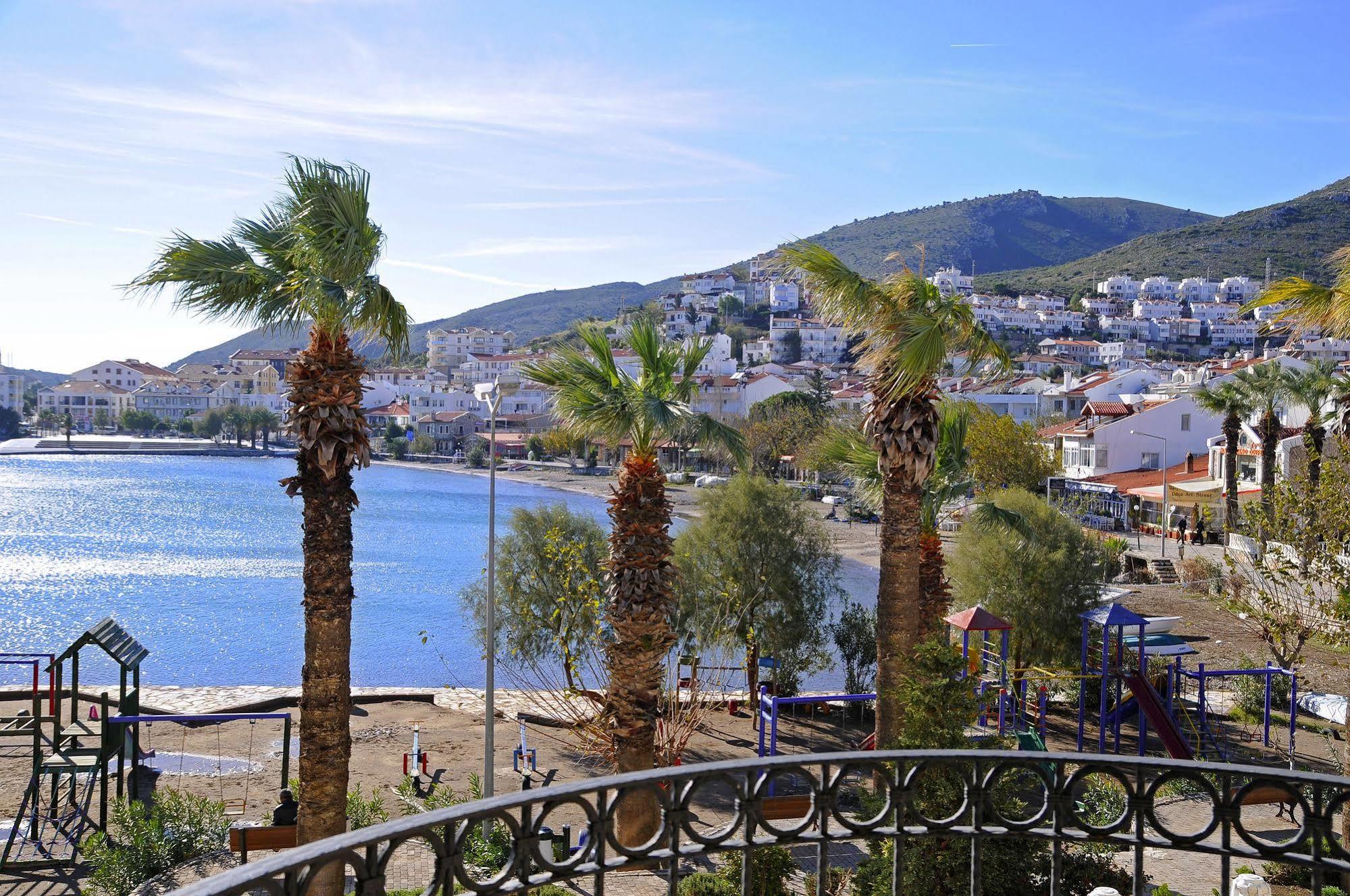 Fora Aparthotel 3*
