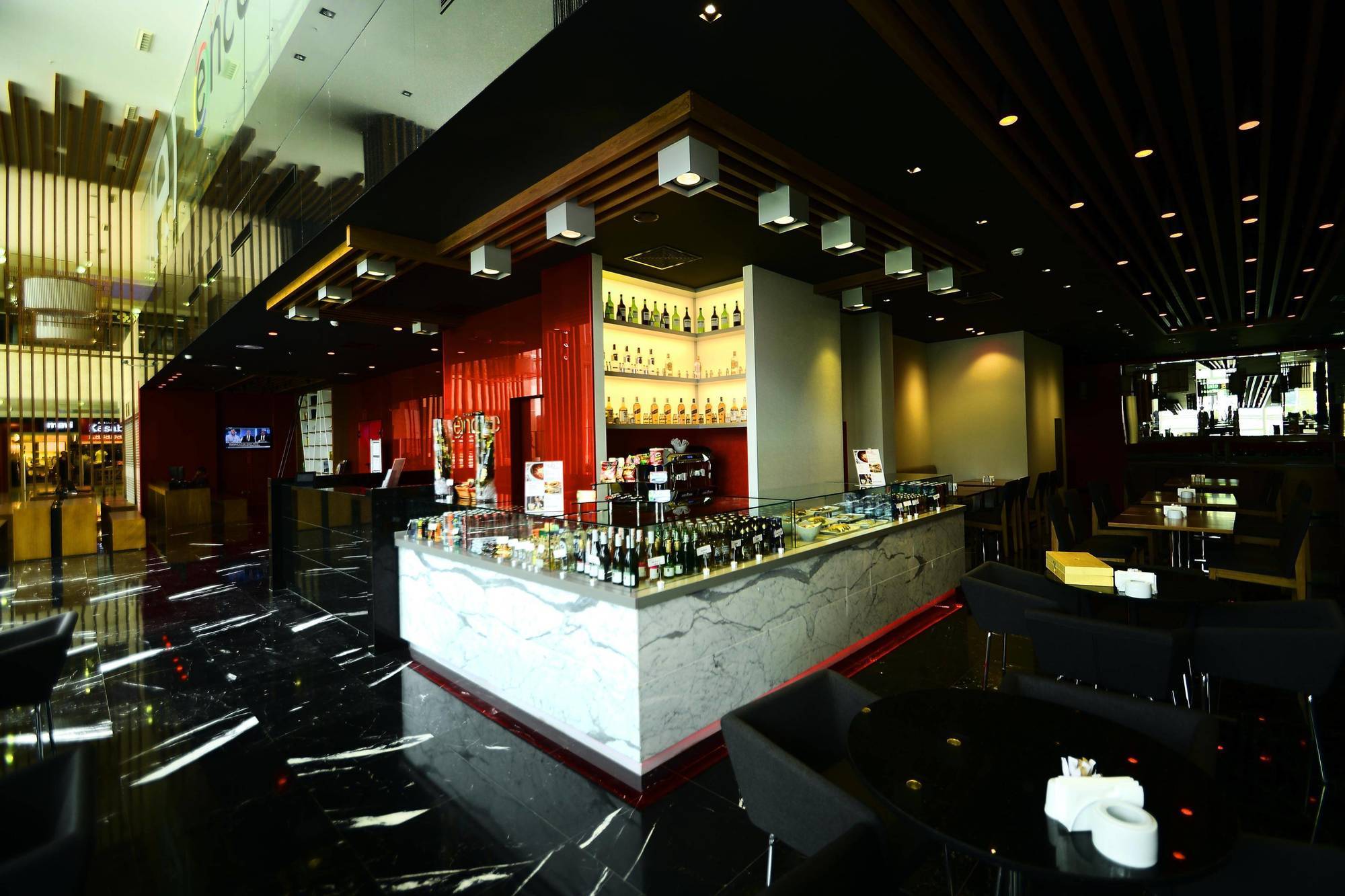 Hotel Ramada Encore By Wyndham