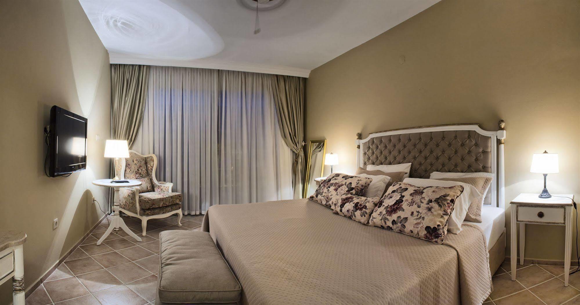 Carina Hotel Kusadasi