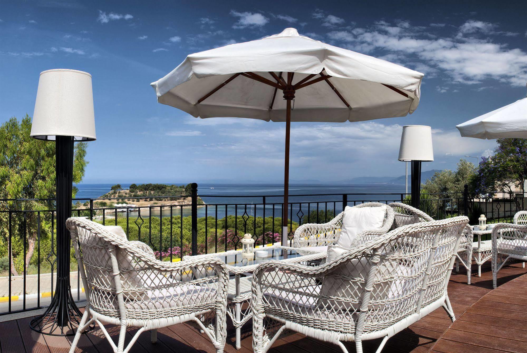 Carina Hotel 3*