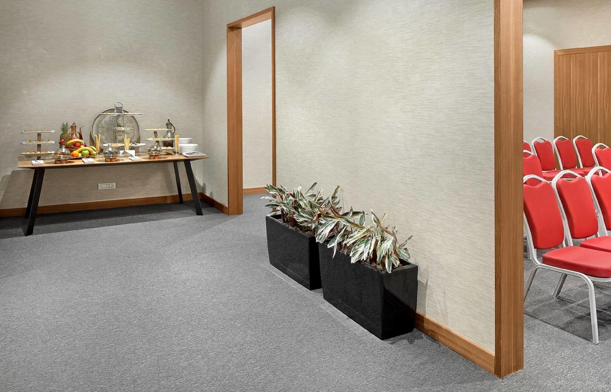 Hotel The G 5*