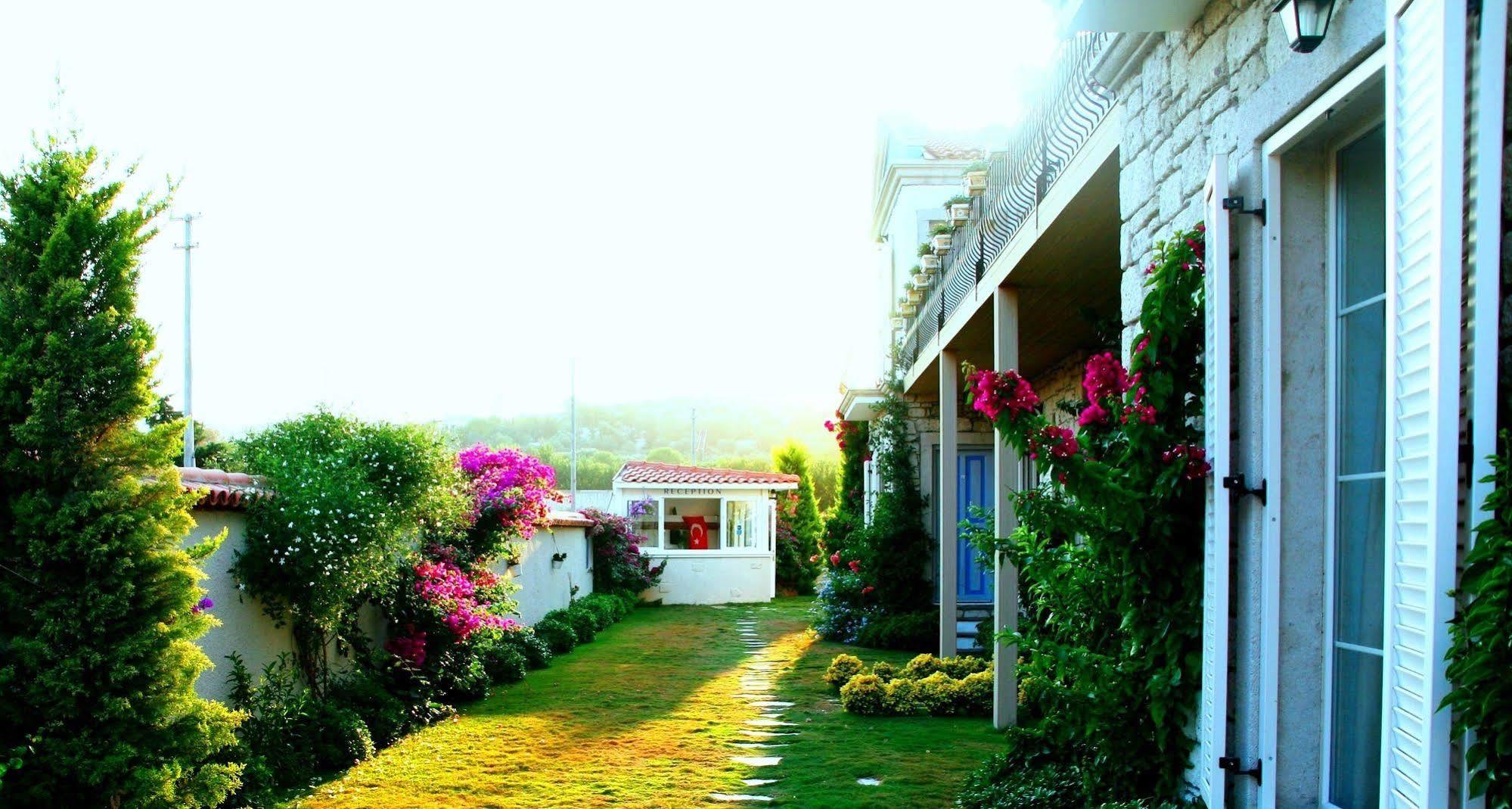 Yasemin (adults Only) Guest house Alacati