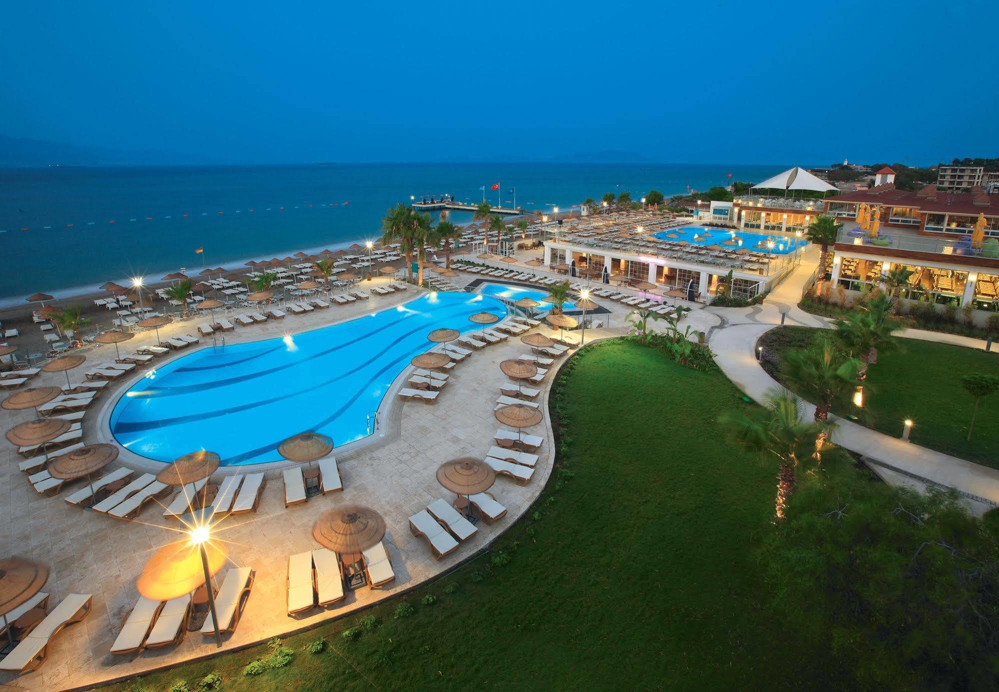 Resort Armonia Village &
