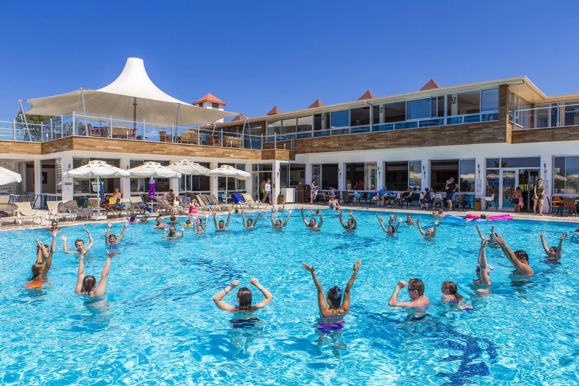 Armonia Village &