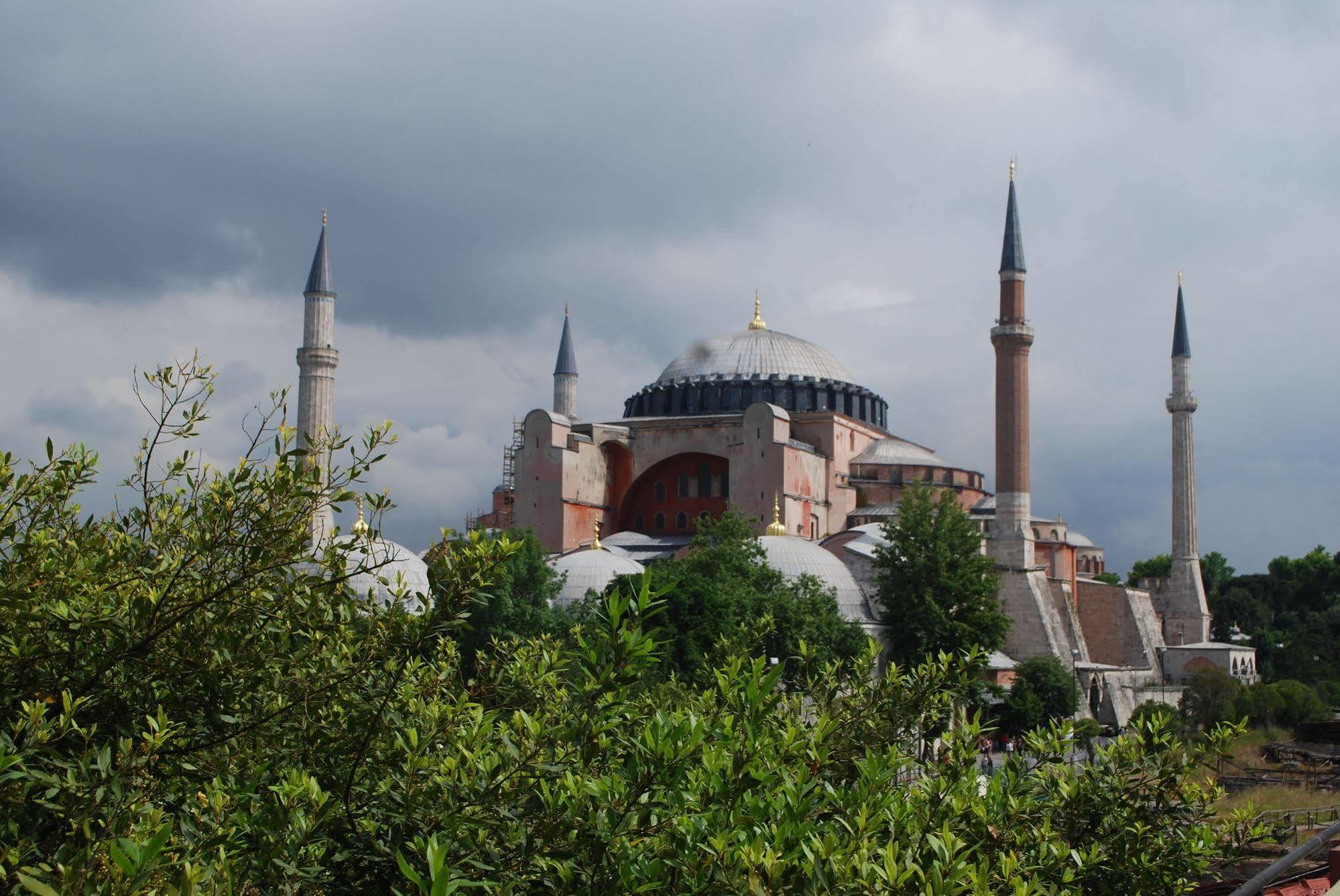Med Cezir 3* Istanbul