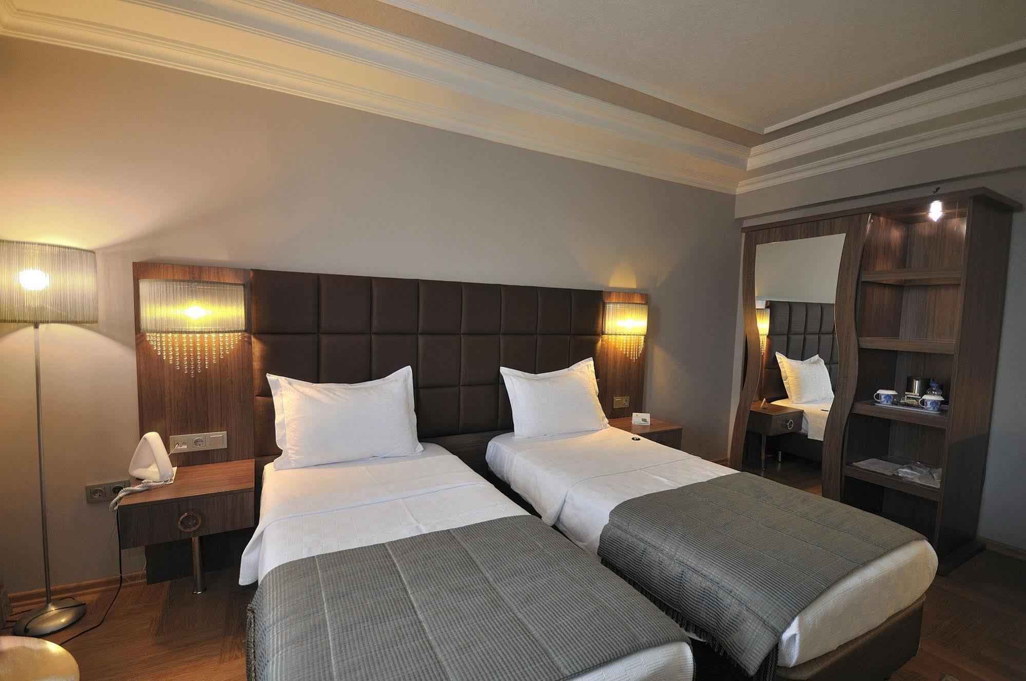 Hotel Grand Atakum