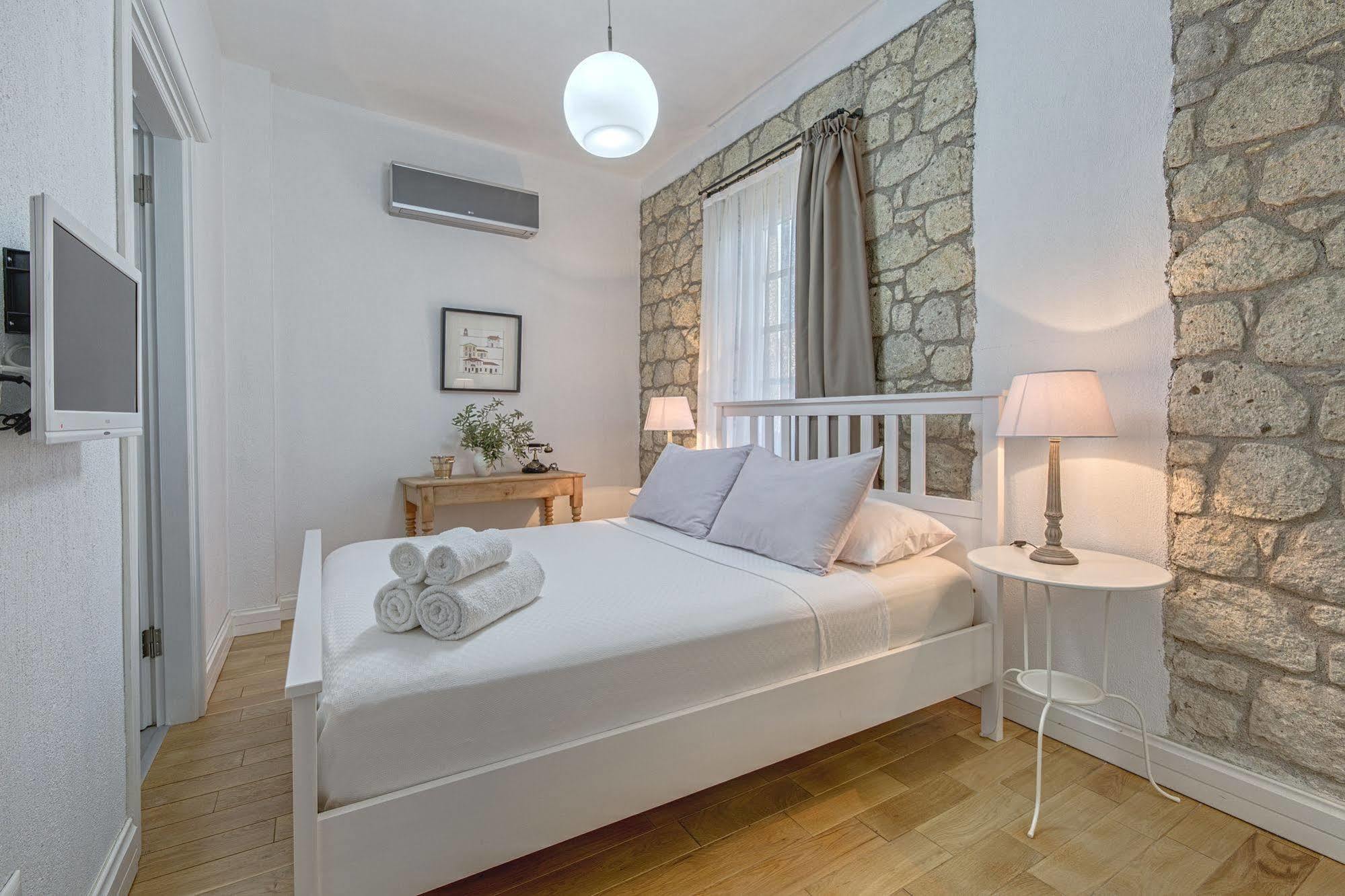 Casa Bella +12 Hotel 2*