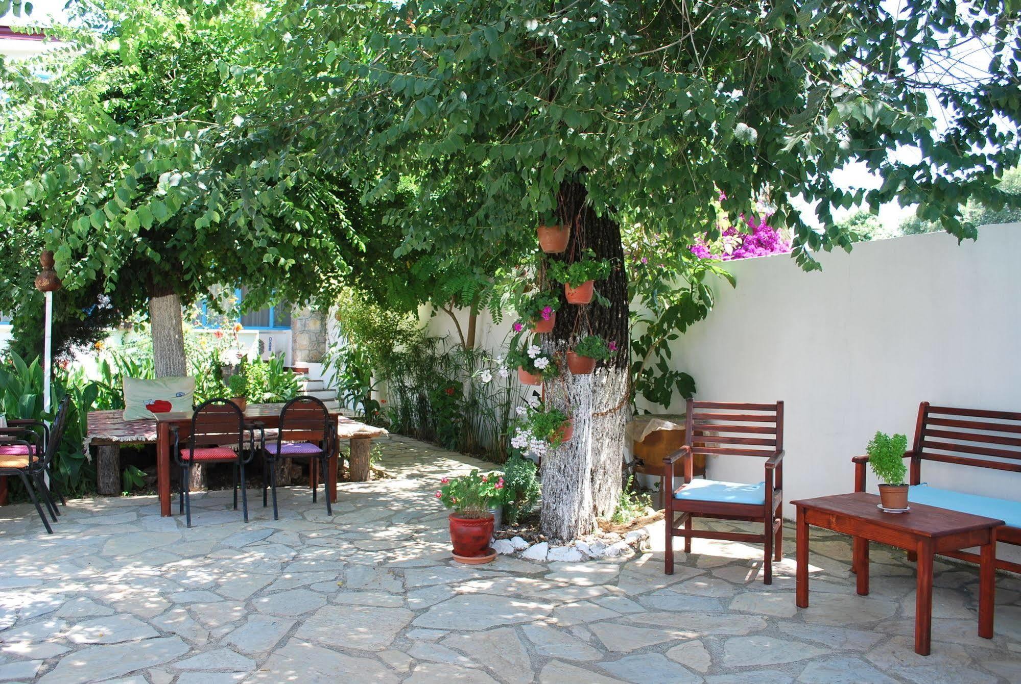 Hotel Myra 3*