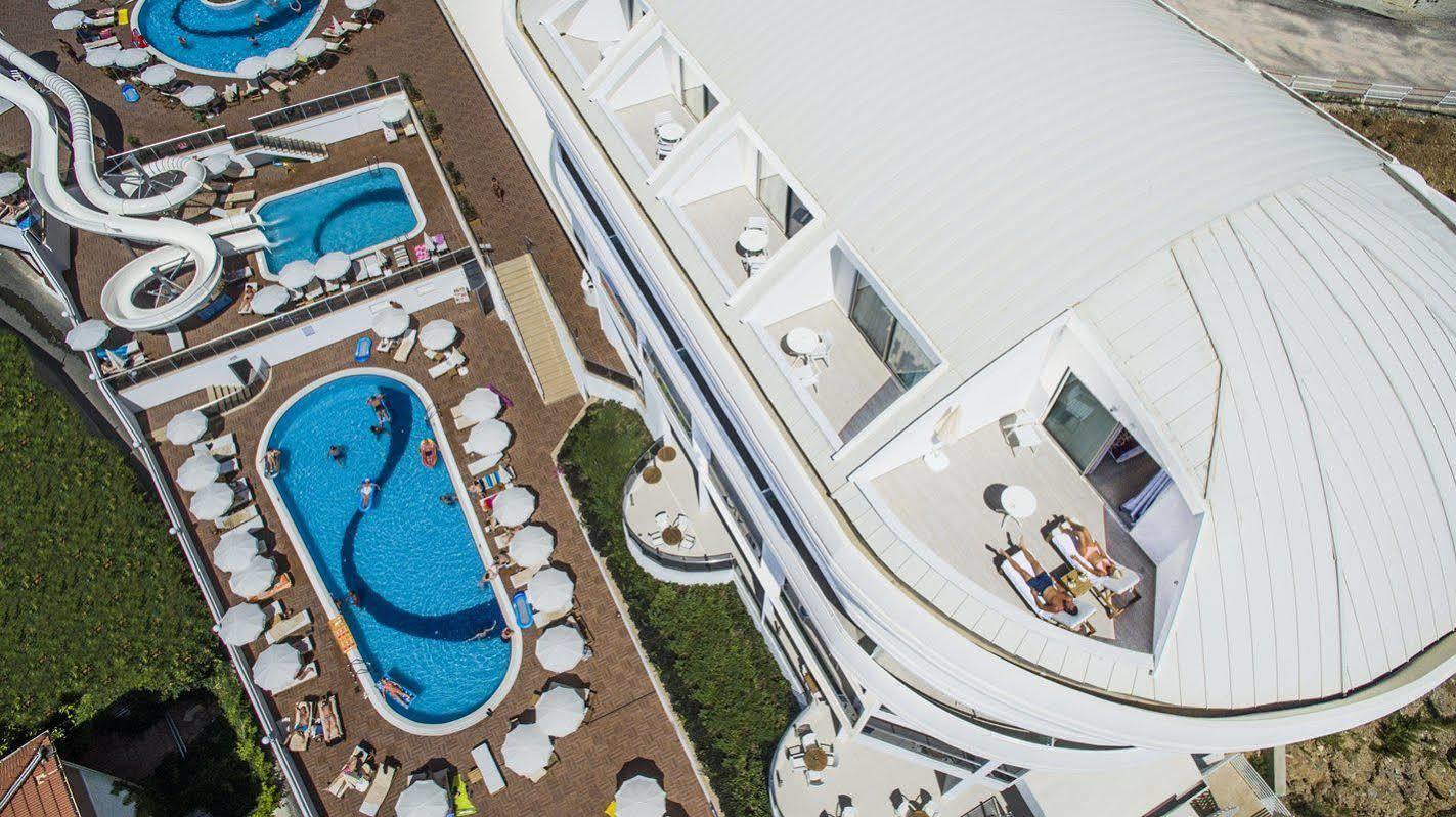 Hotel Laguna Alya &