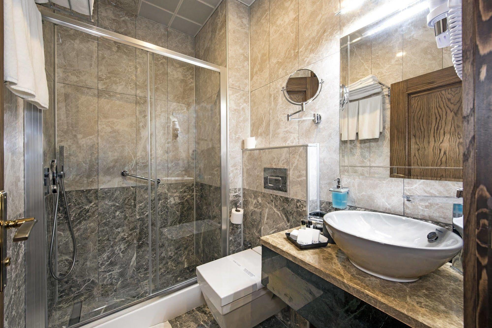 Hotel Perapolis