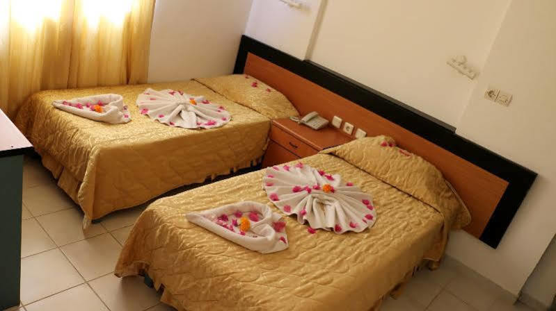 Can Apartments * Turunc