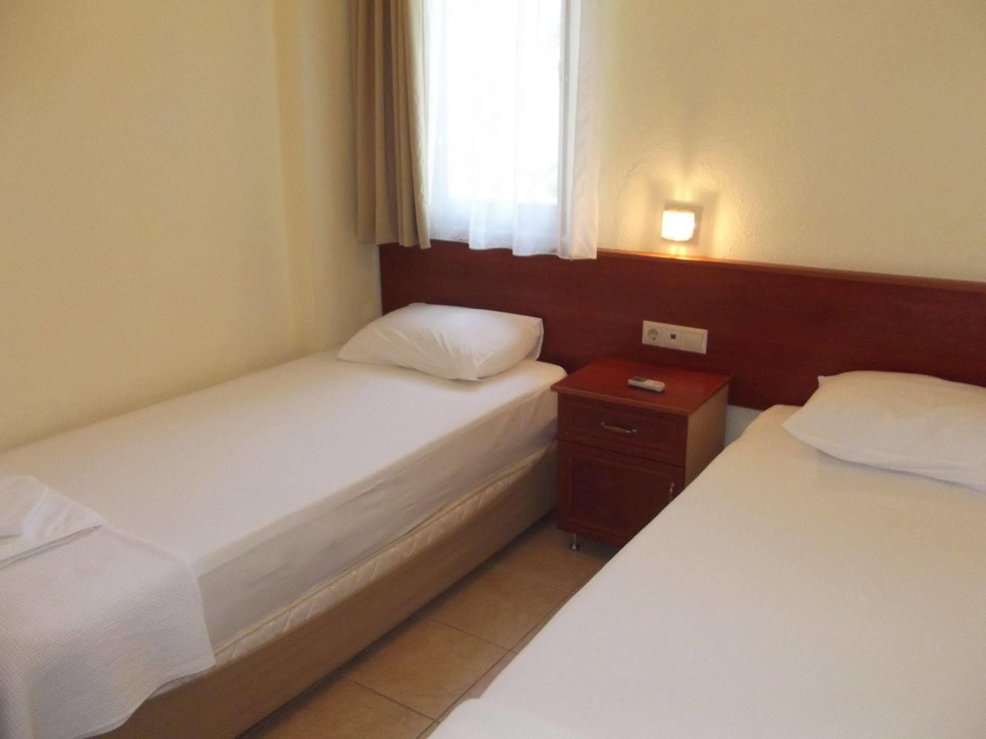 Murat Aparthotel *