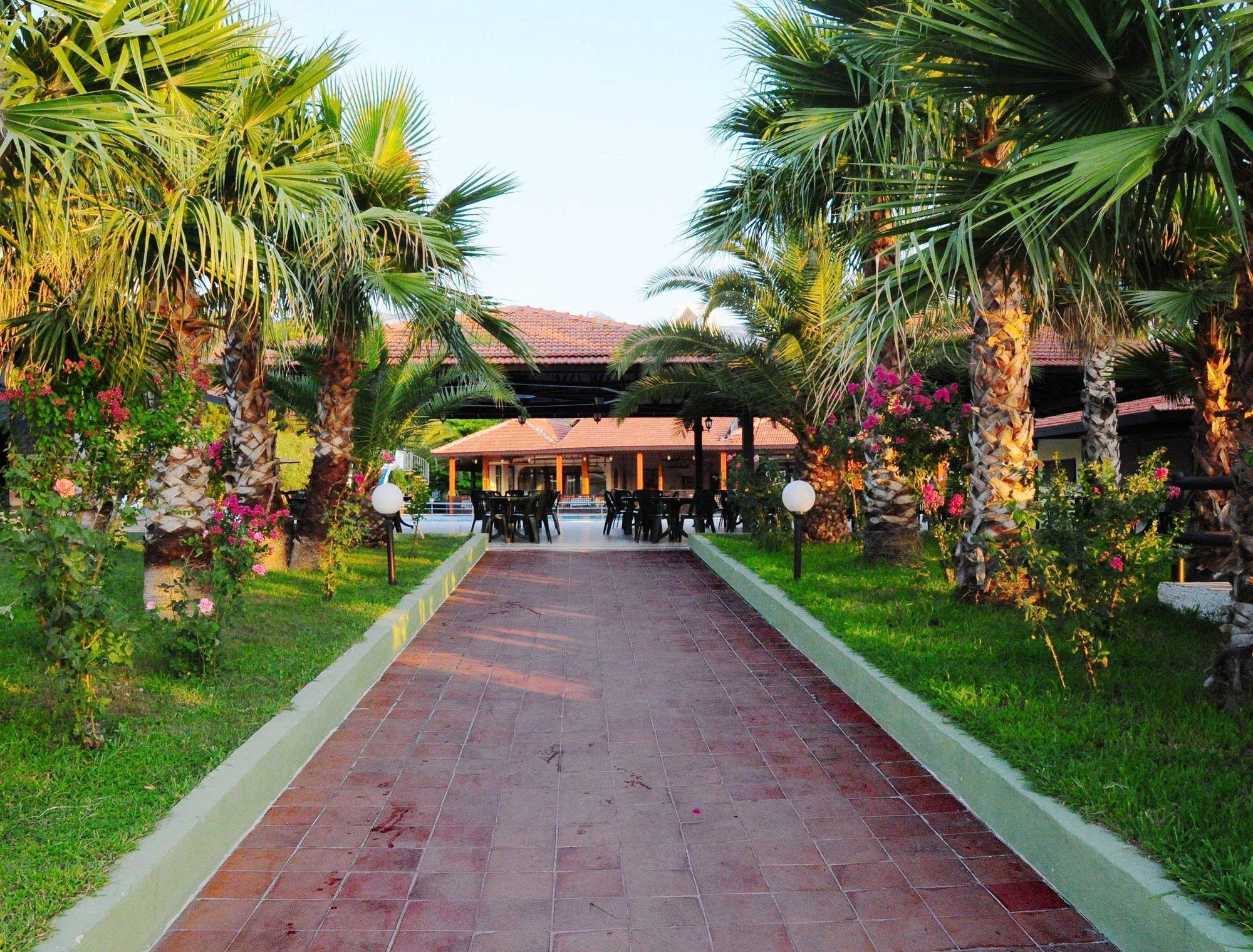 Club Akman Hotel