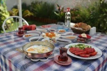 Bed & Breakfast Degirmenli 3*