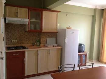 Yalcinkaya Apart * Cesme