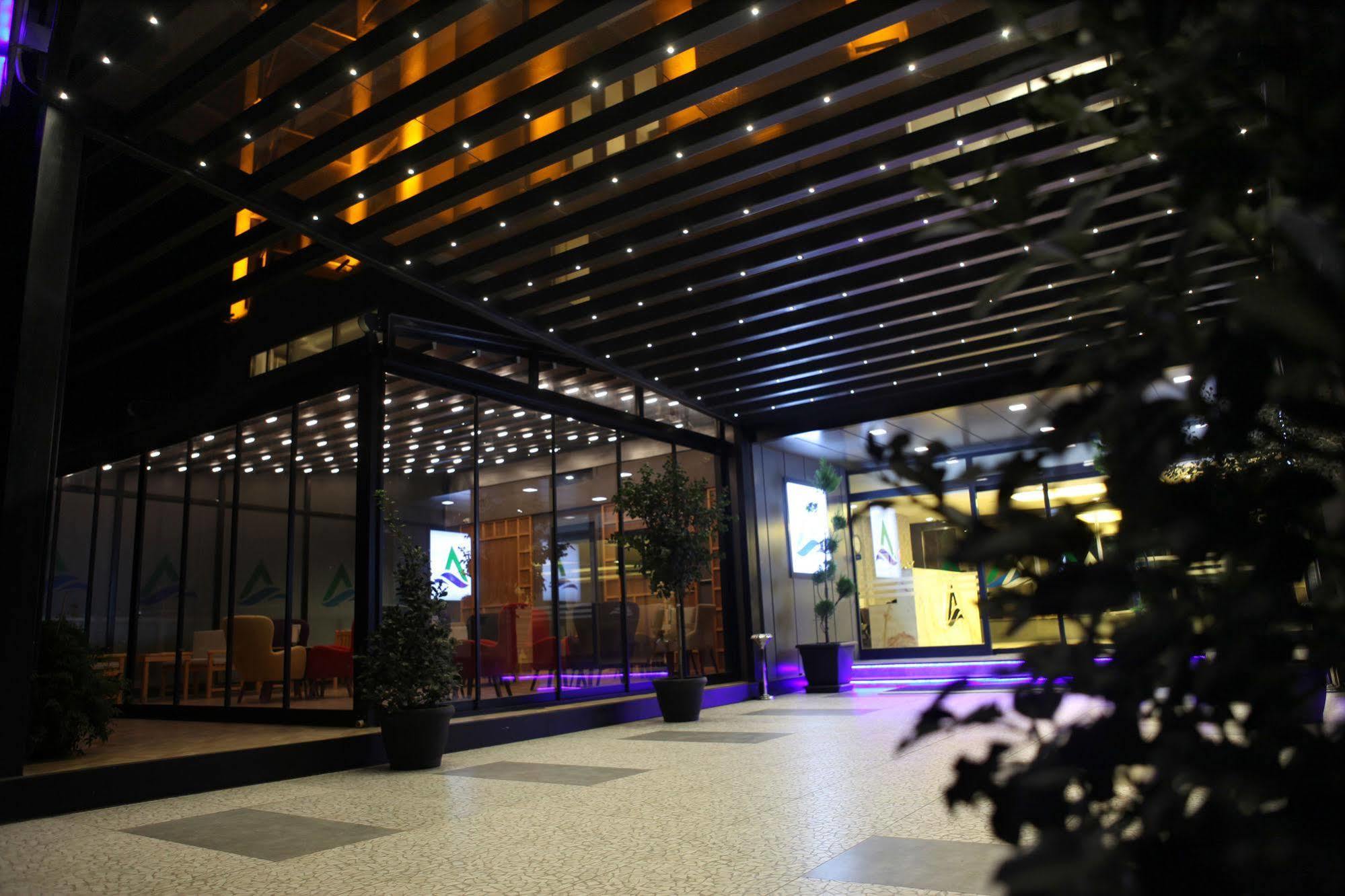 Hotel Alesha 4*