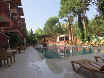 Oskar Thermal Hotel 3*