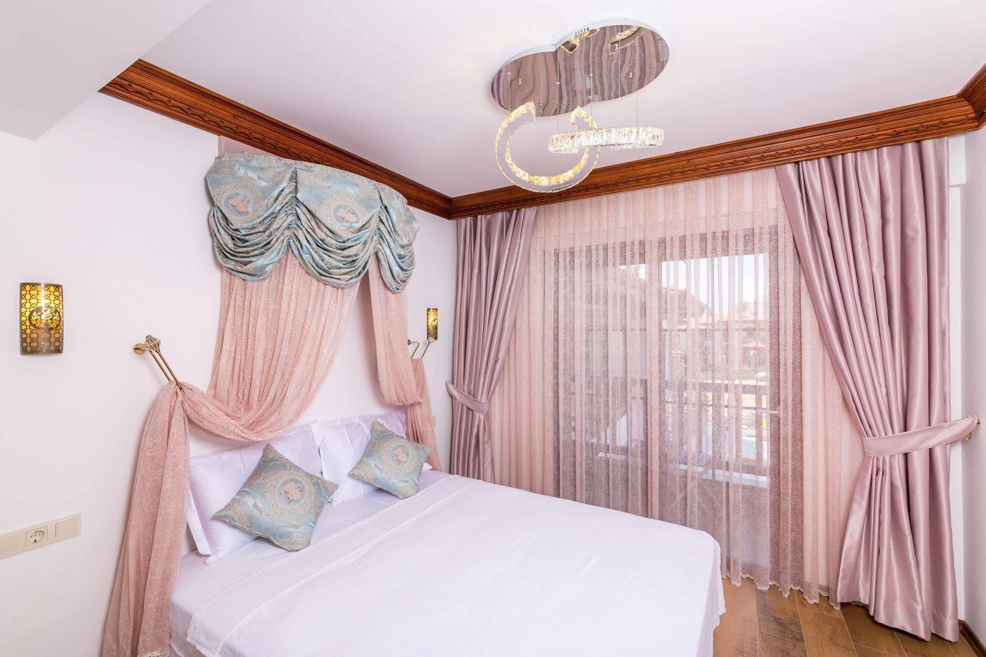 Elif Hanim & Hotel