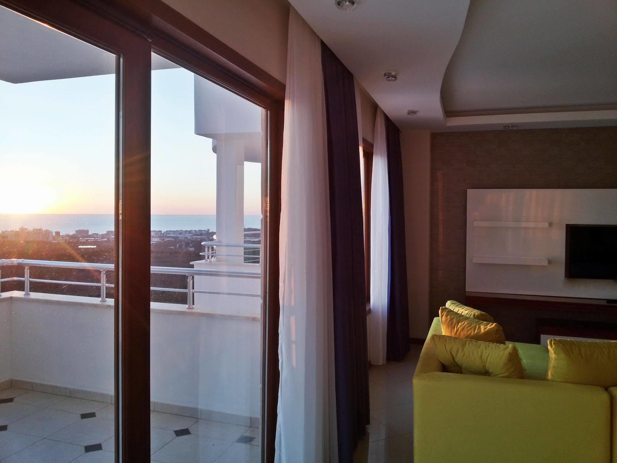 White Pearl Alanya Apartment