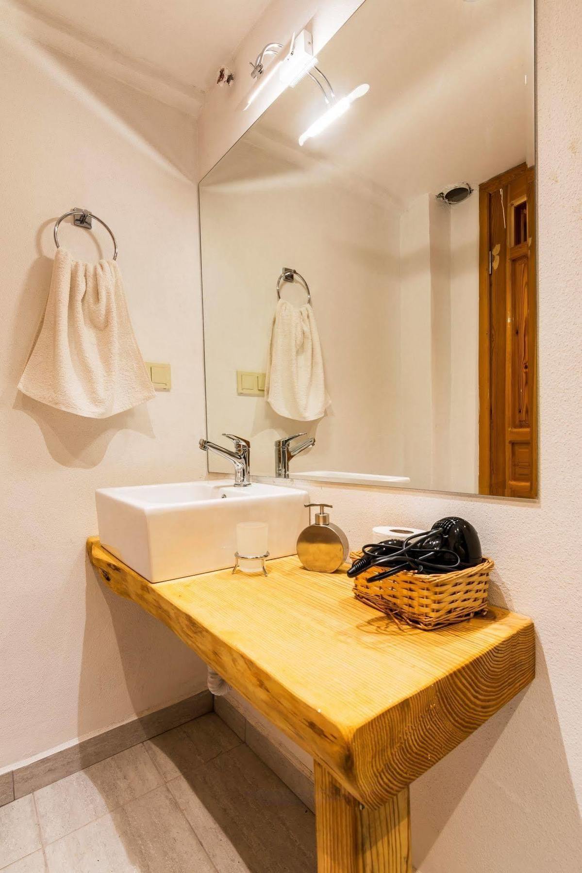 Calypso Cozy Suites (Adults Only)