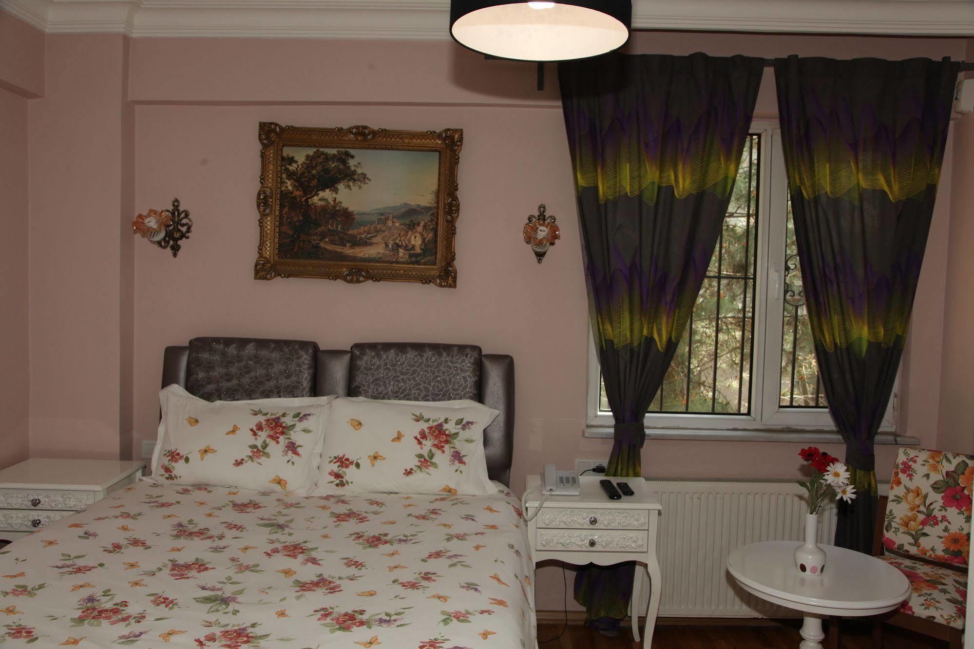 Bed & Breakfast Yesim Suites 3*