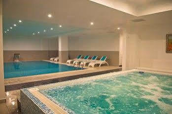 Mourouj Gloria White Palace & 4*