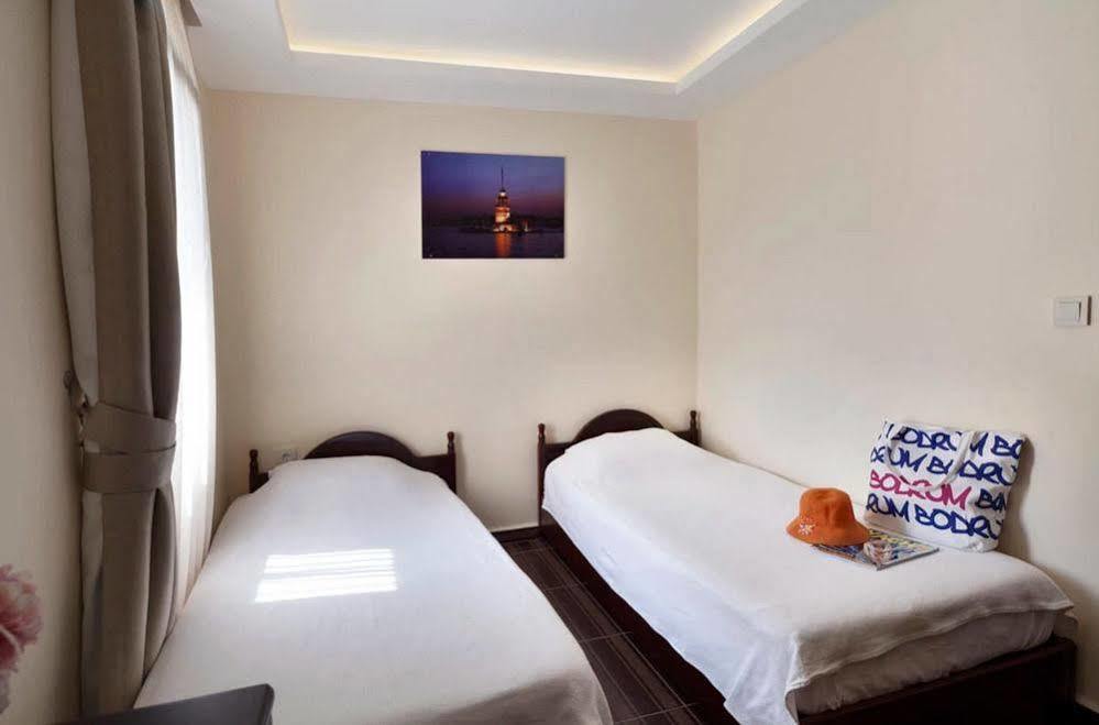 Golden Age Aparthotel