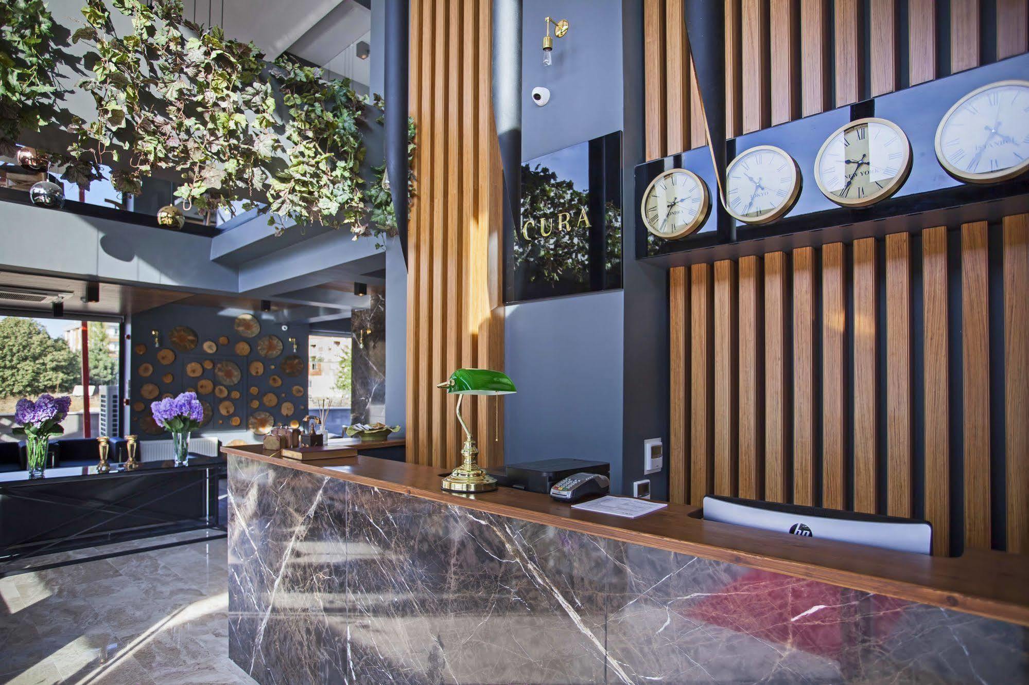 Cura Hotel