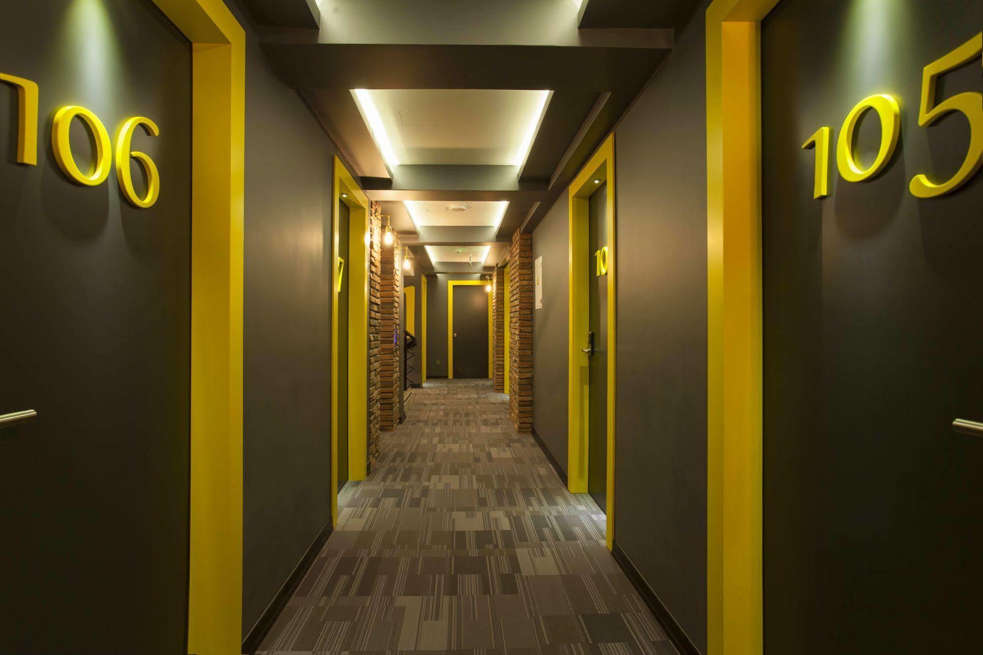 Cura Hotel 3*
