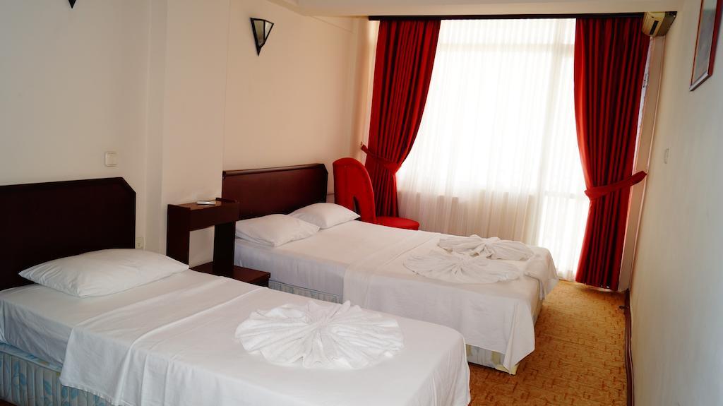 Ekin Hotel Kusadasi