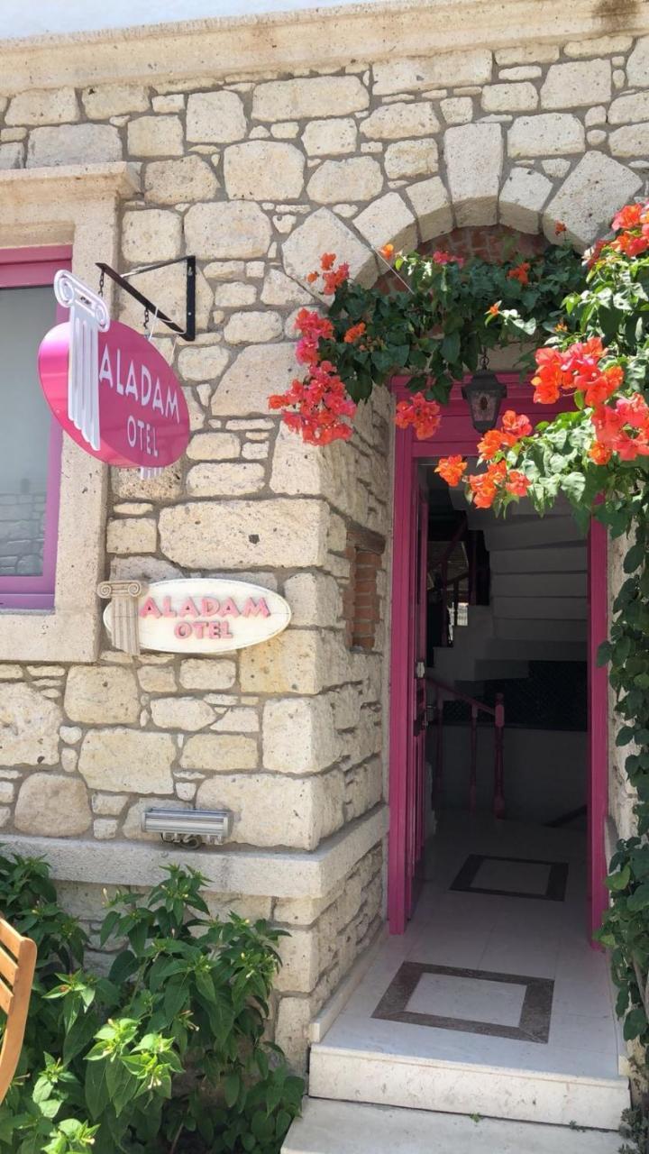 Hotel Aladam 3*