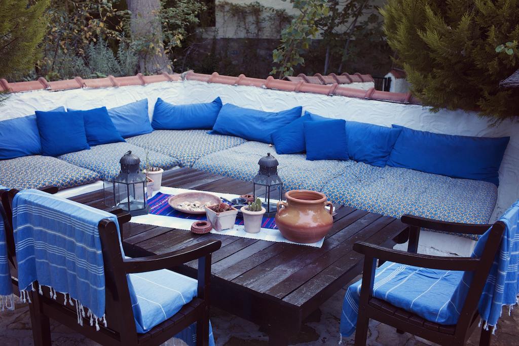 Guest house Bakkhos 3*