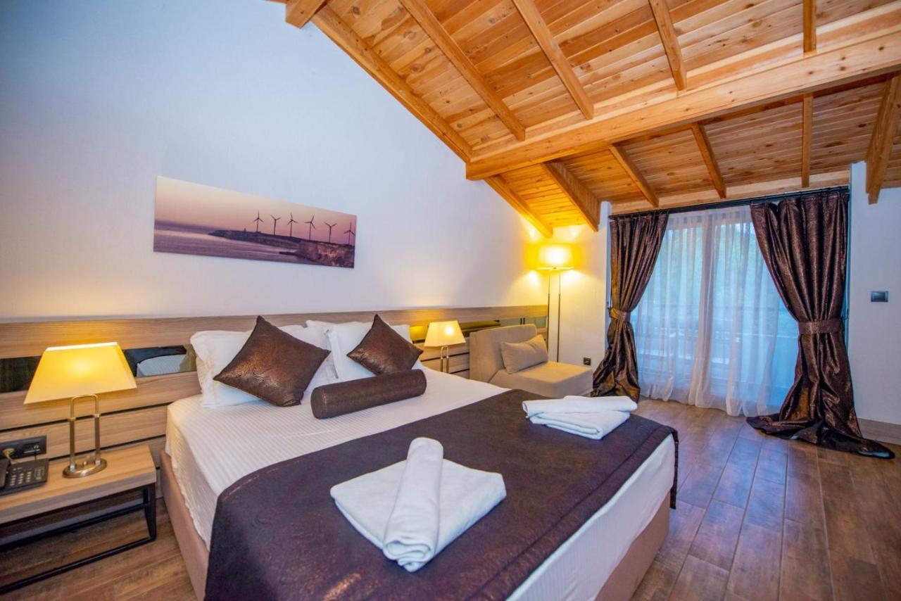 S3 Seahorse Club Hotel