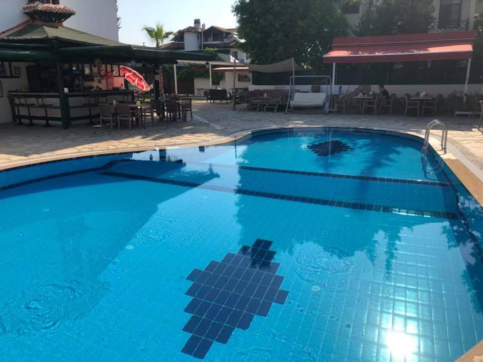 Beyaz Apartment *
