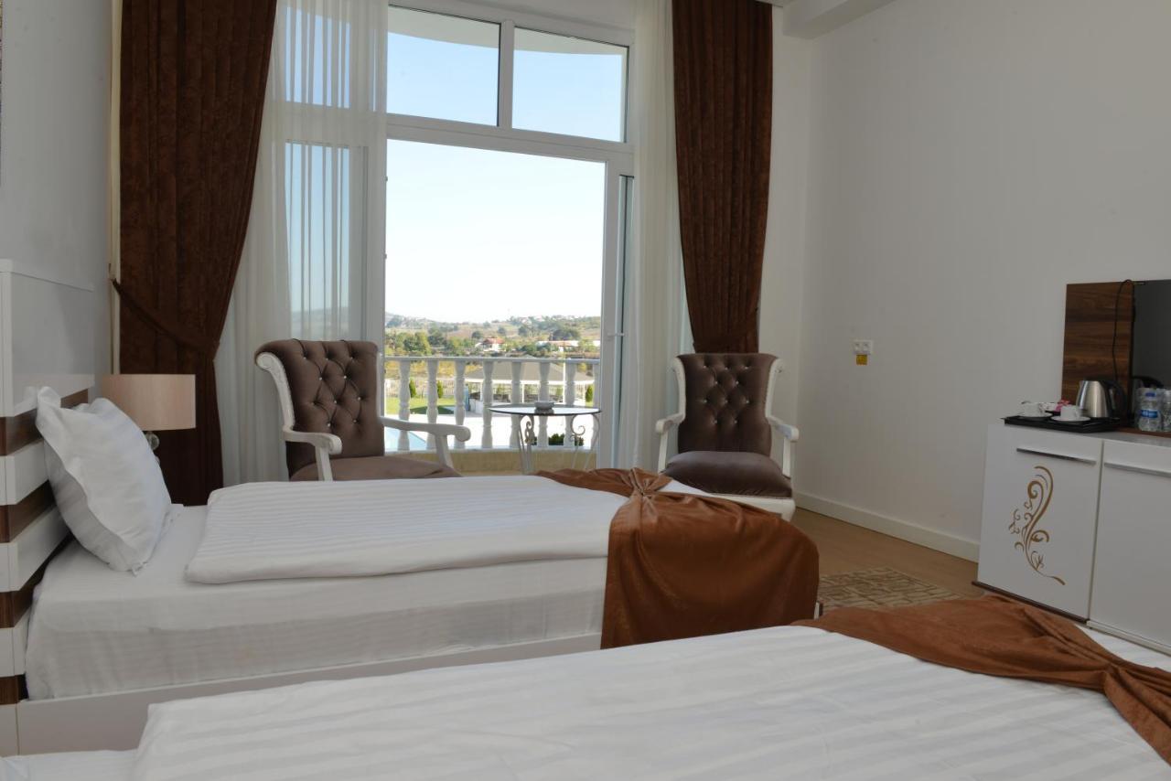 Mourouj Gloria White Palace & Hotel