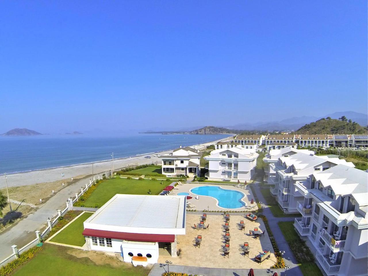 Daphne C Blok * Fethiye